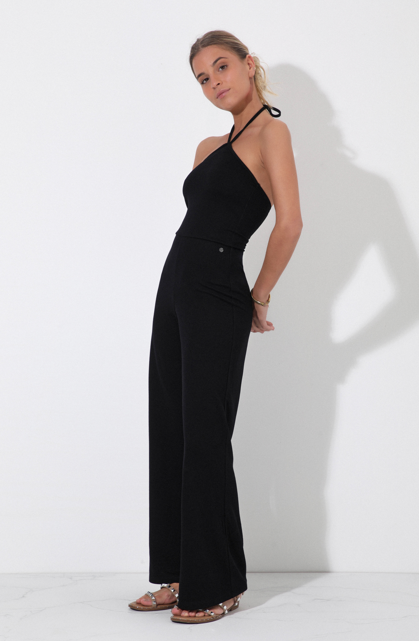 Mono Largo Halter Black