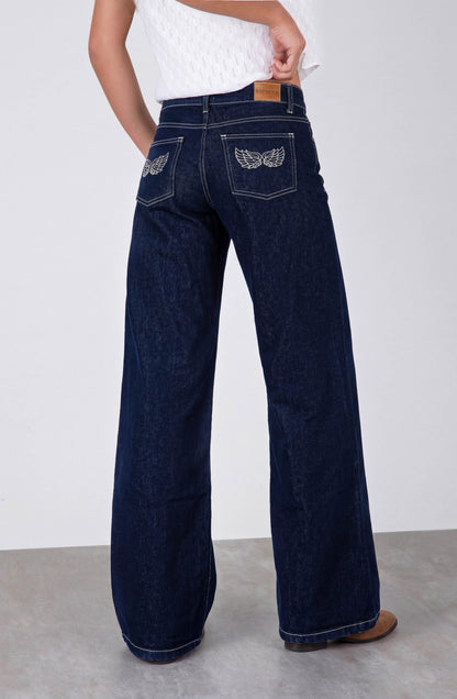 Pantalón Bordado Alas Tiro Bajo