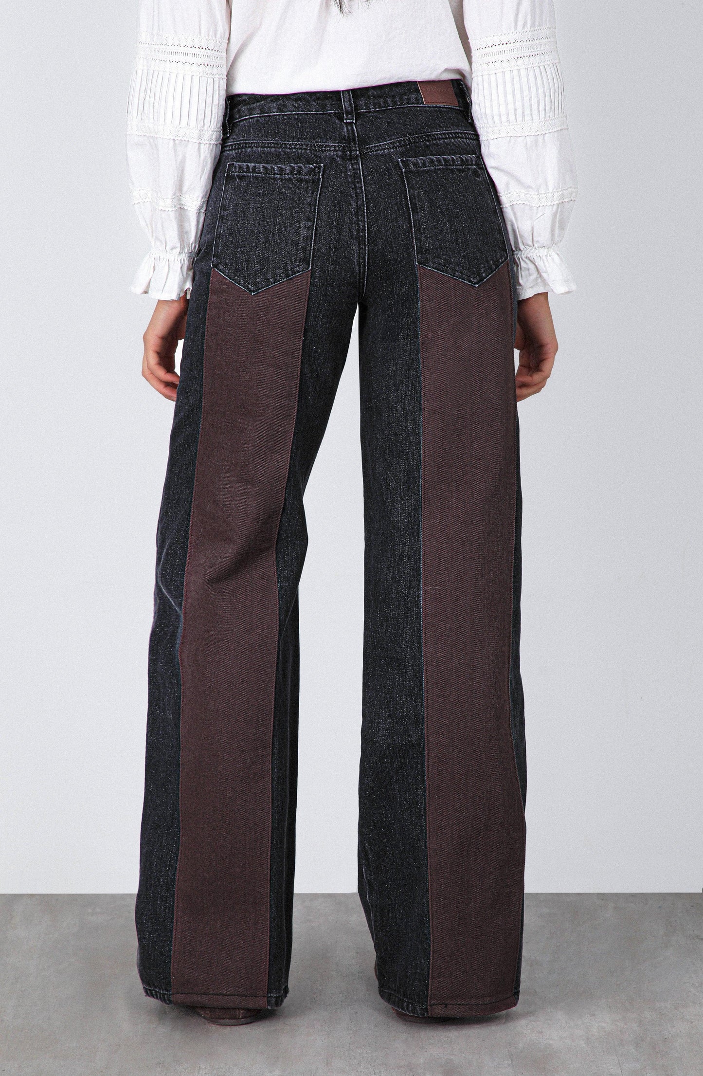 Pantalón Aplicación Denim Brown