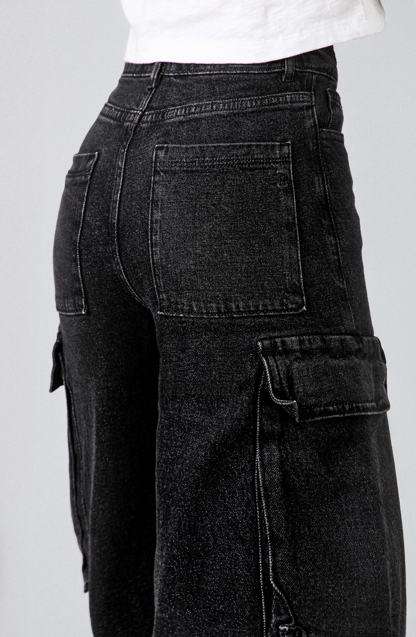Pantalón Cargo Black