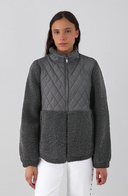 Corderito Acolchado Cuello Alto Gray