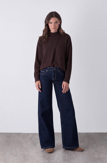 Pantalón Bordado Alas Tiro Bajo