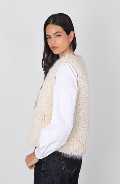 Campera Sin Mangas Pelo White