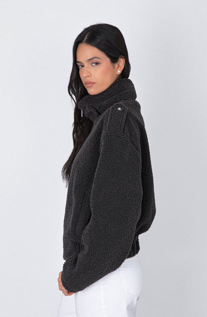 Corderito Cuello Funnel Black