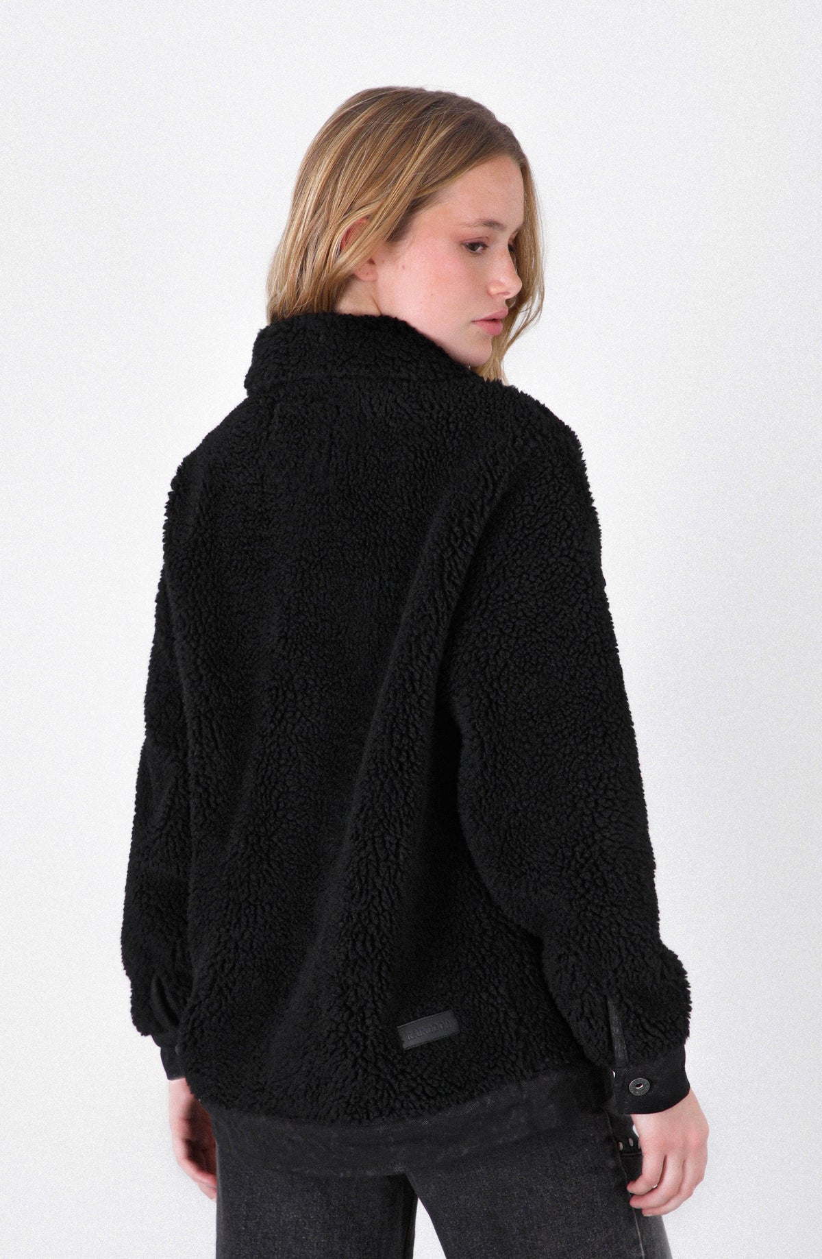 Corderito Abuca Black