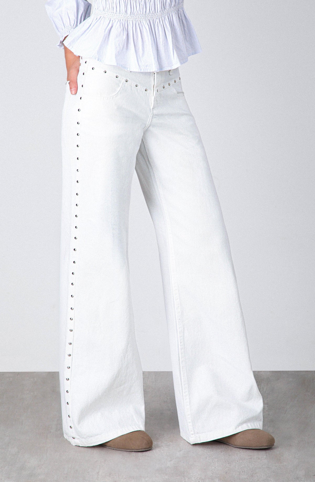 Pantalón Tachas Frontales White