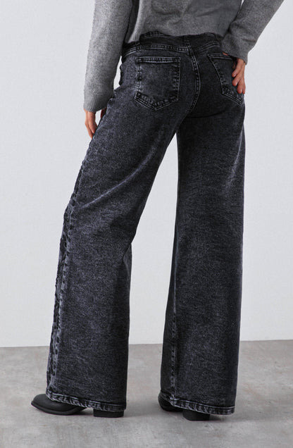 Pantalón Bordado Floral Grey