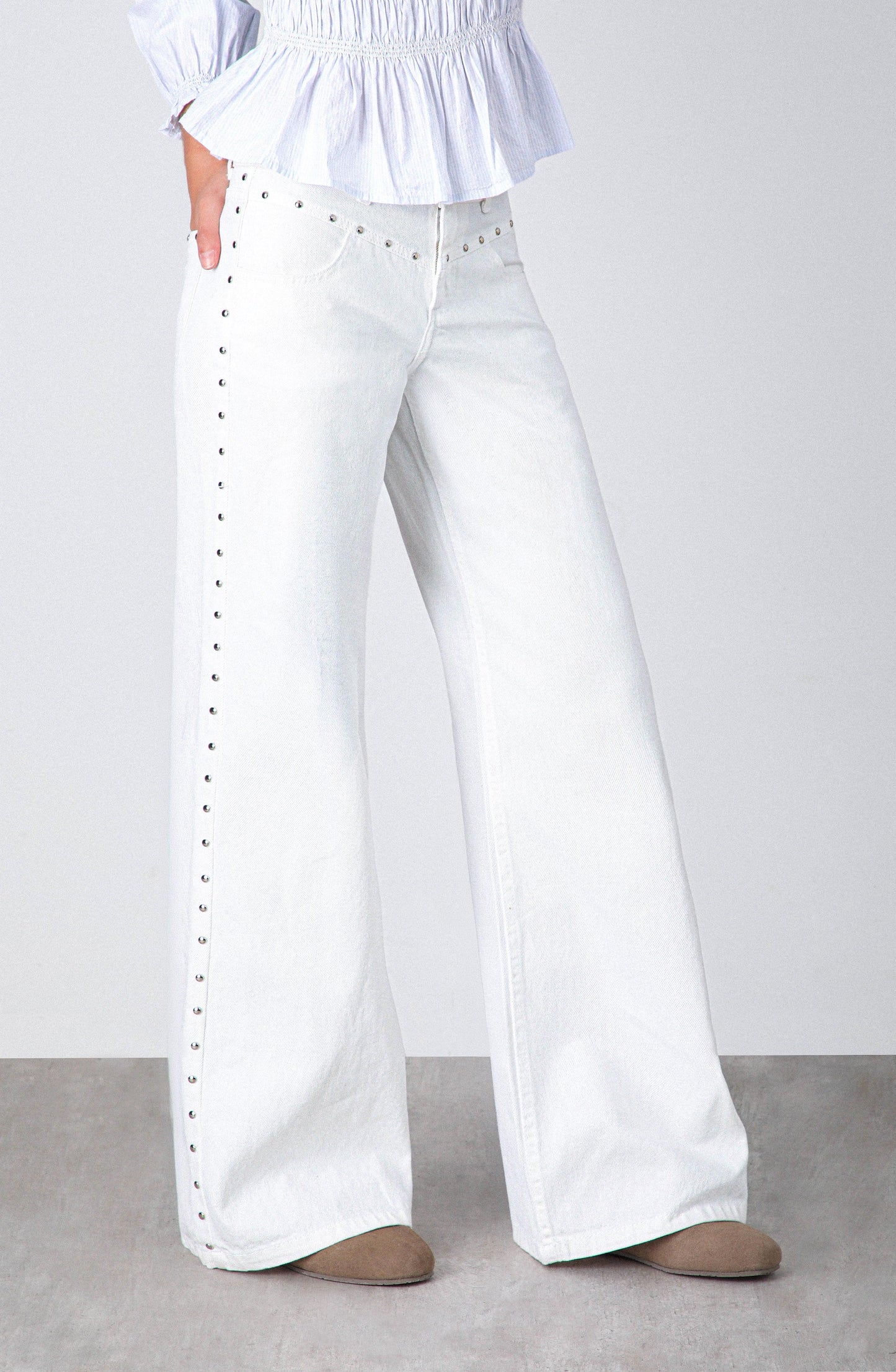 Pantalón Tachas Frontales White