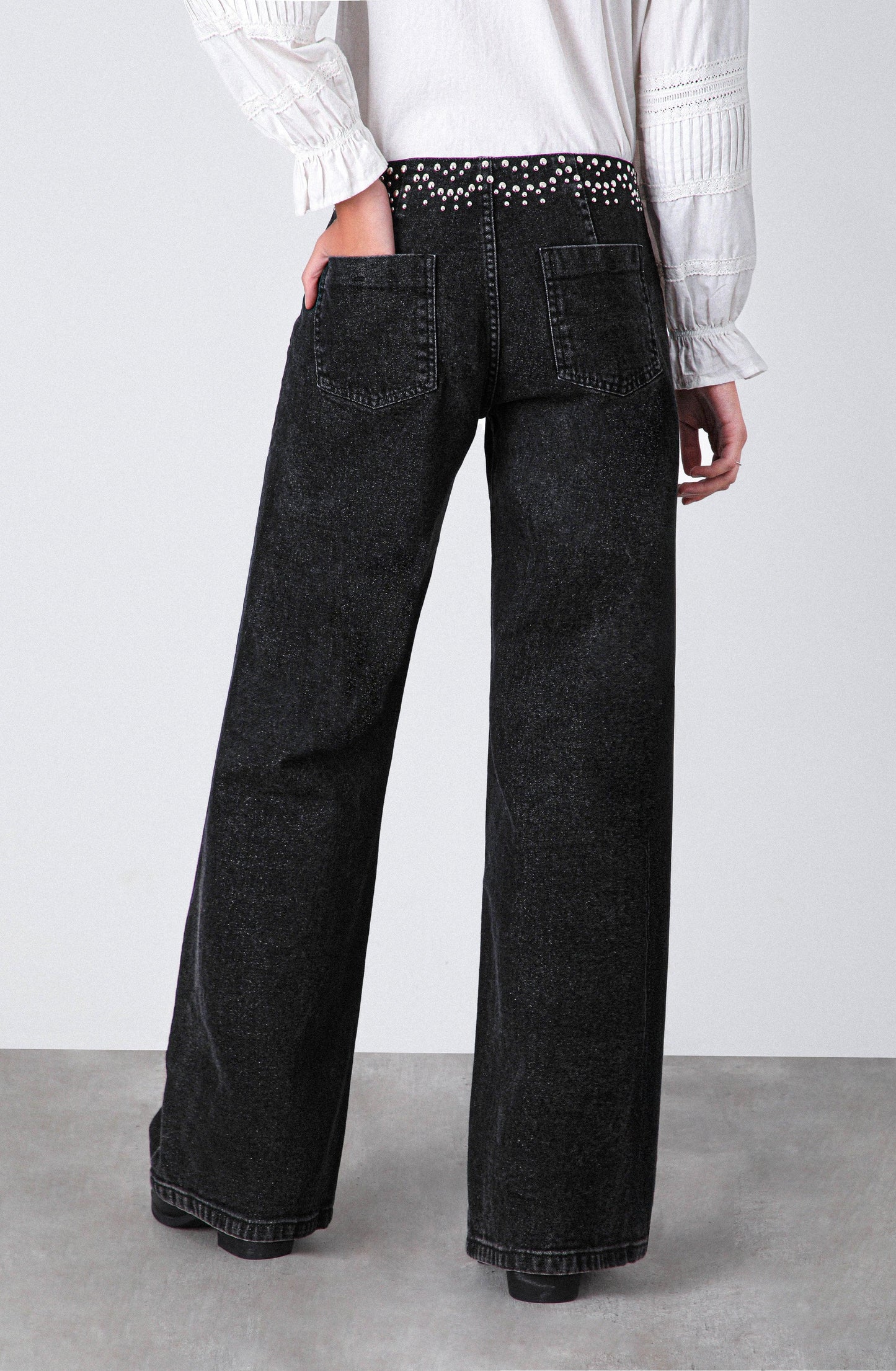 Pantalón Cinturón Tachas Grey