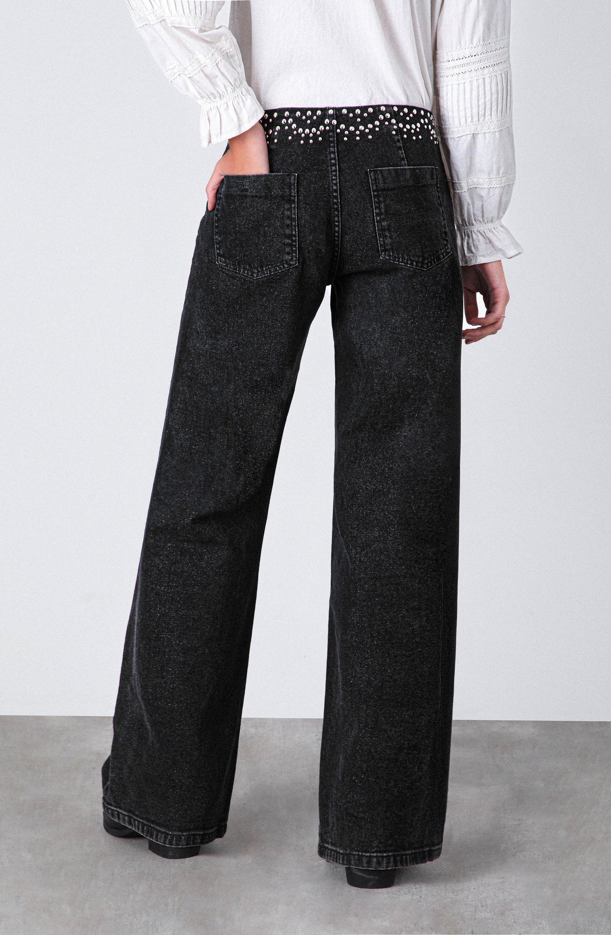 Pantalón Cinturón Tachas Grey