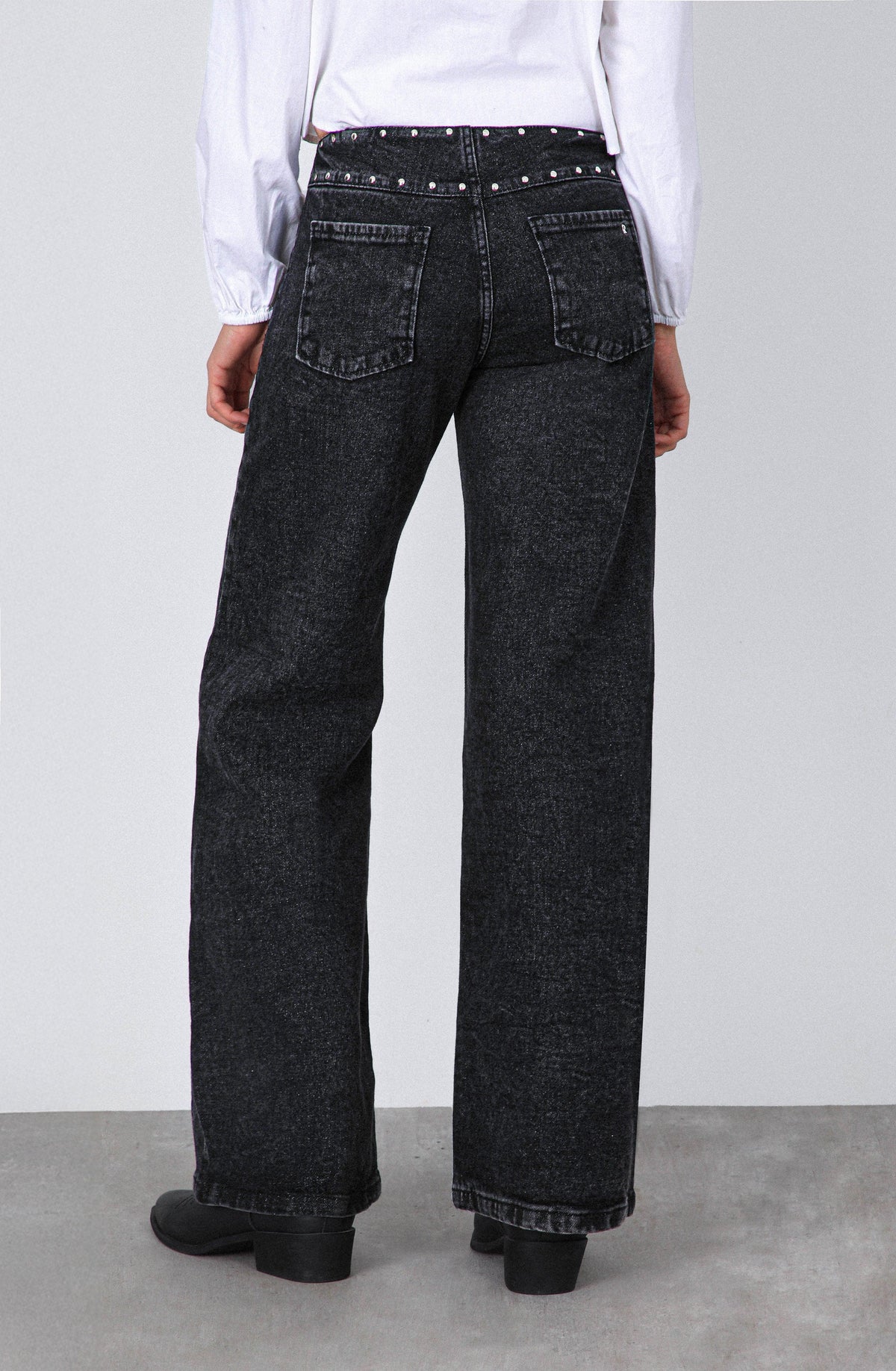 Pantalón Tachas Zipper Black