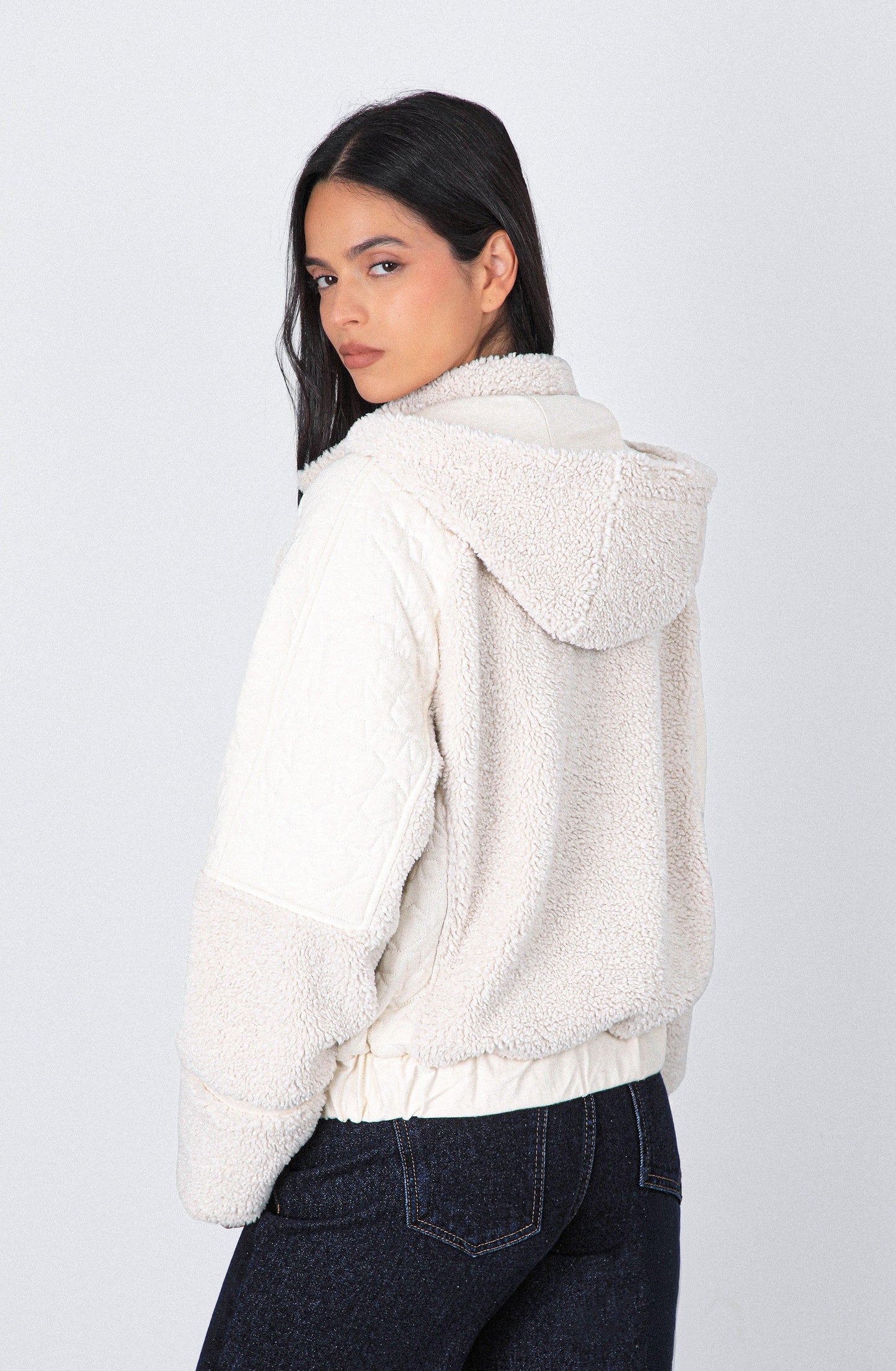 Corderito Quilted Estrella Ecru