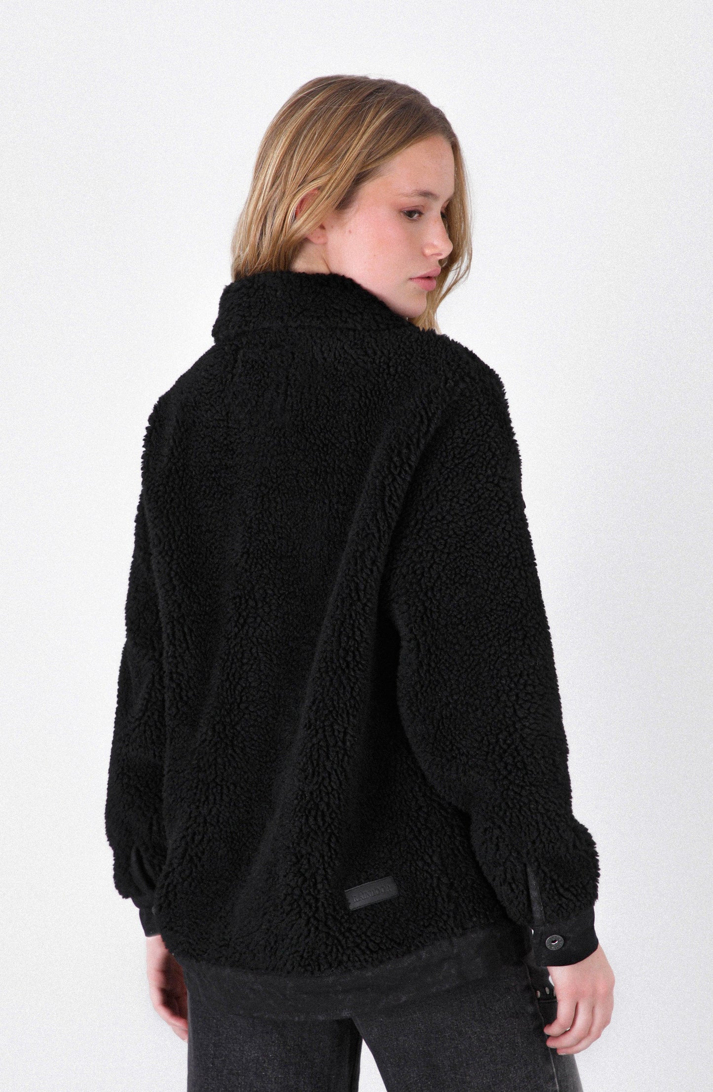 Corderito Abuca Black