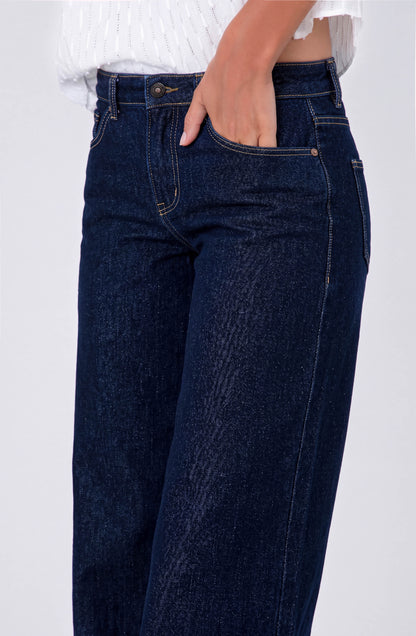 Pantalón Bordado Alas Tiro Bajo